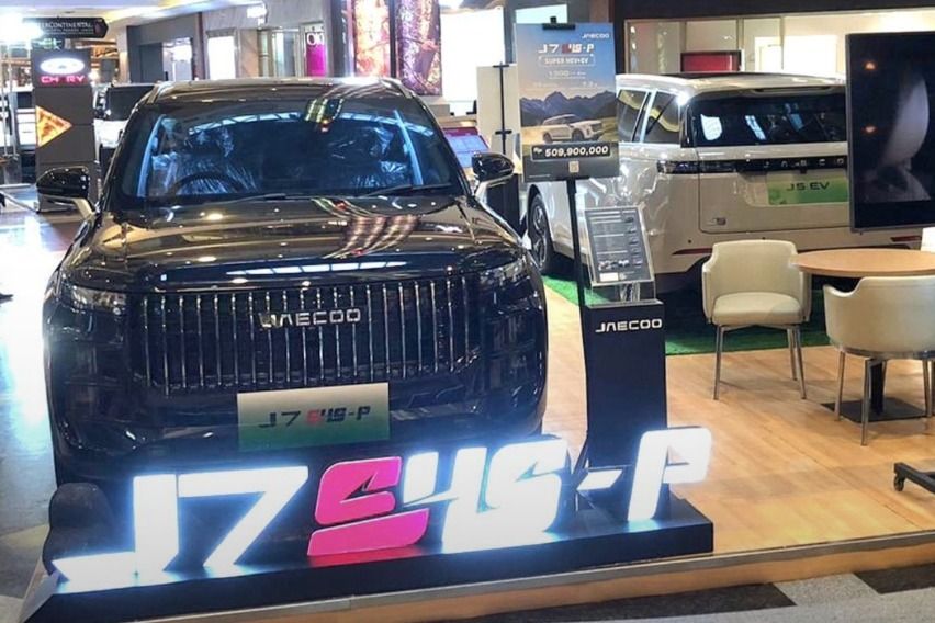 Gaya Hidup Modern dan Teknologi Jaecoo Menarik Perhatian Pengunjung Pondok Indah Mall 2