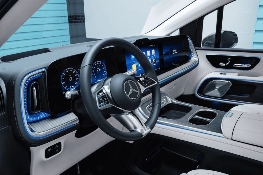 Mercedes-Benz VLE interior dashboard