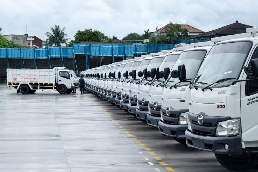Hino Motors Sales Indonesia Suplai 10.000 Truk untuk Armada Koperasi Merah Putih