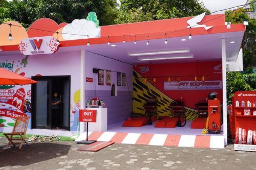 Bale Santai Honda Siap Layani Pemudik Motor Jakarta - Merak