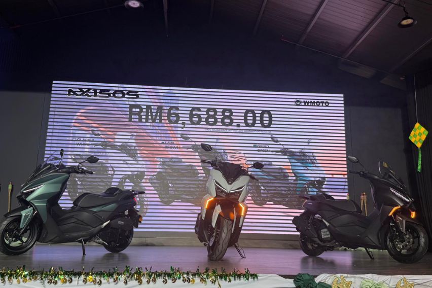 WMotor NX150S scooter 