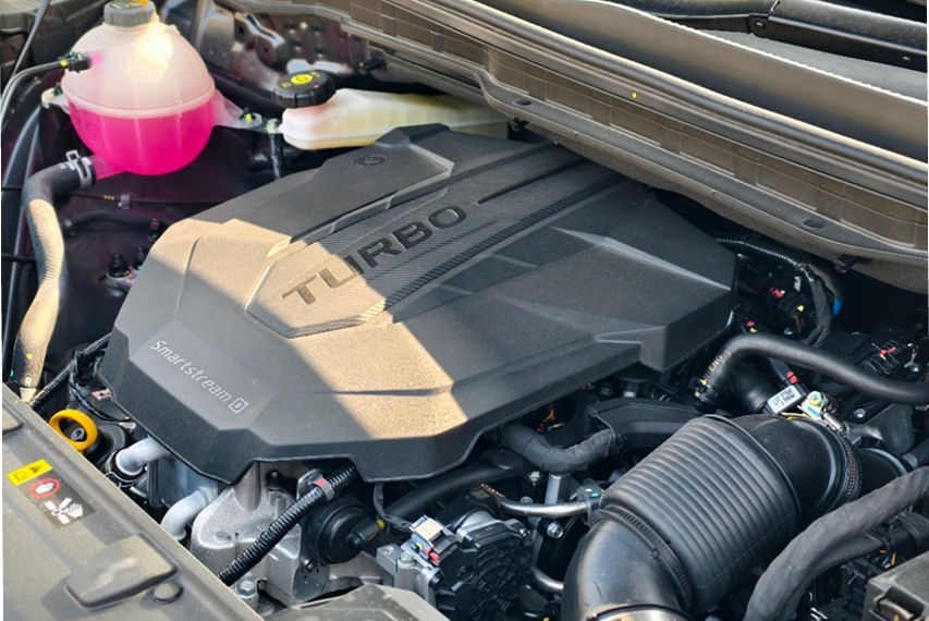 Kia Carnival facelift Malaysia engine view