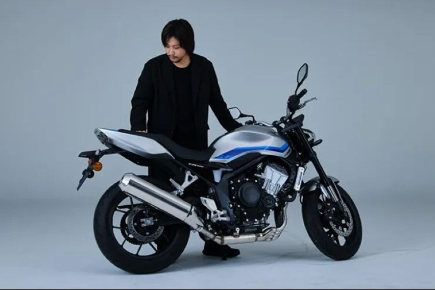 Kato Desainer CB400 Super Four