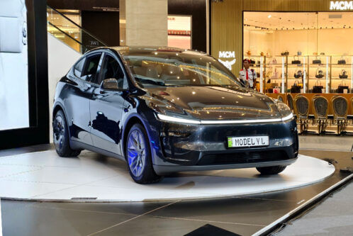 Tesla Model Y L revealed in Malaysia, est from RM260k, deliveries from Q2 2026
