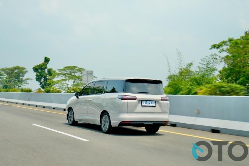 review wuling darion phev