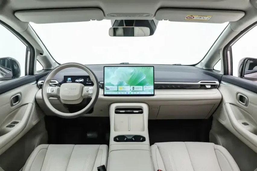 Interior GAC AION N60