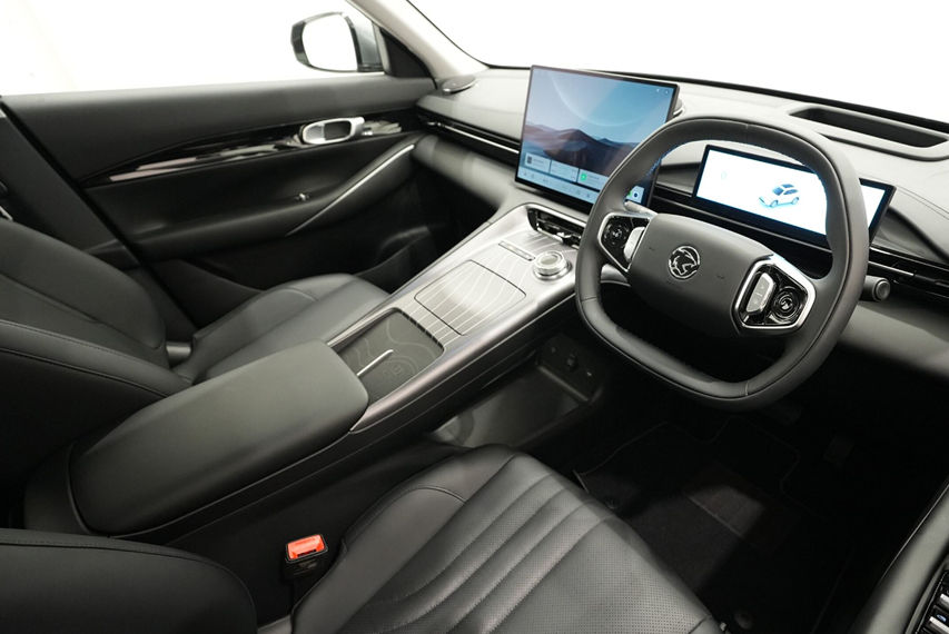 Proton emas7 phev interior