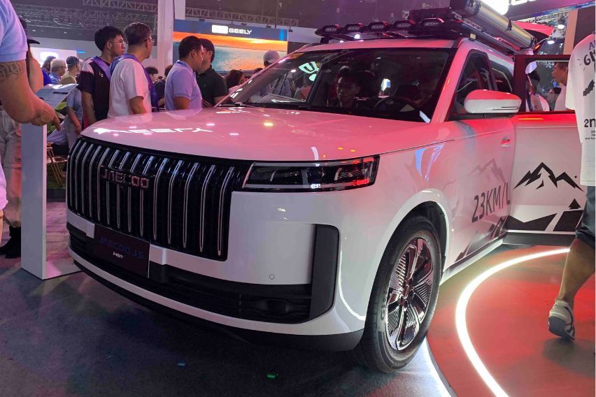 MIAS 2026: Jaecoo J5 SHS-H makes PH public debut in 6 pictures