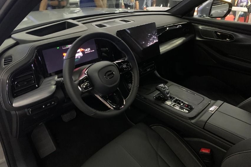GS8 Cockpit