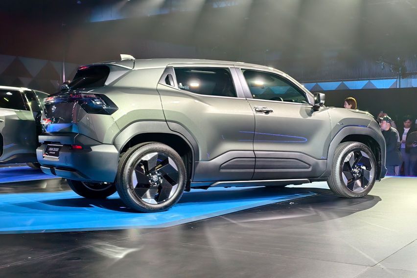 Toyota Urban Cruiser side