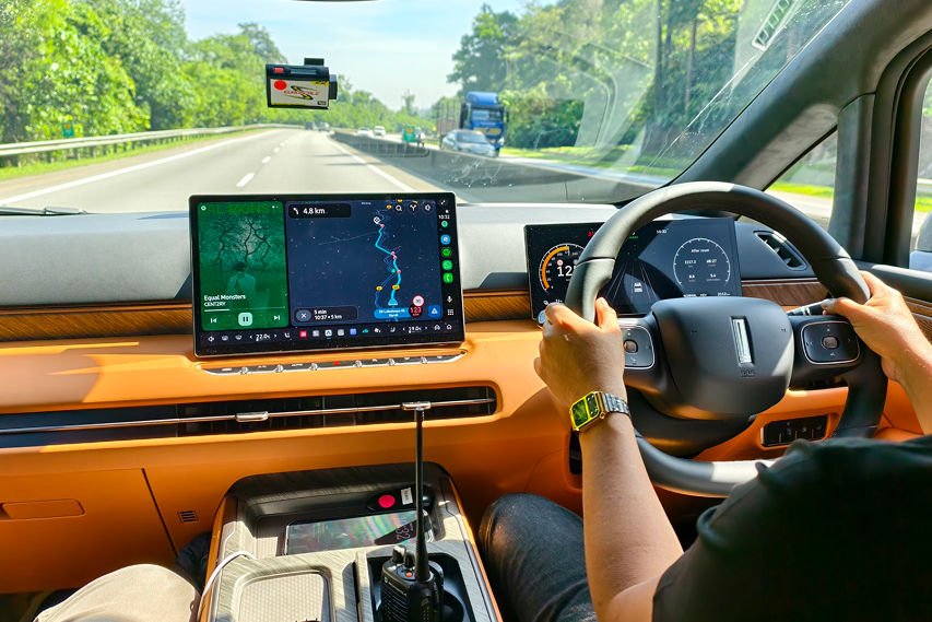 GWM Wey G9 driving impression view