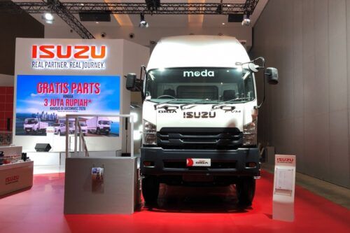 Isuzu GIGA FVM Buah Kolaborasi Bareng MODA Turut Dipajang di GIICOMVEC 2026