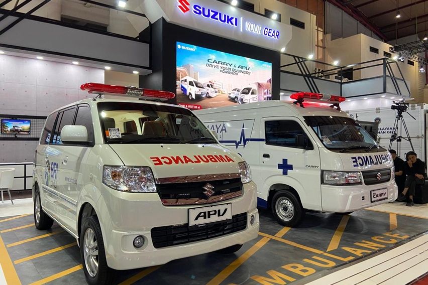New Carry dan APV jadi Ambulance