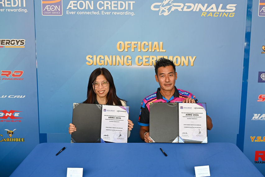 AEON Credit cardinals racing team signing ceremony view