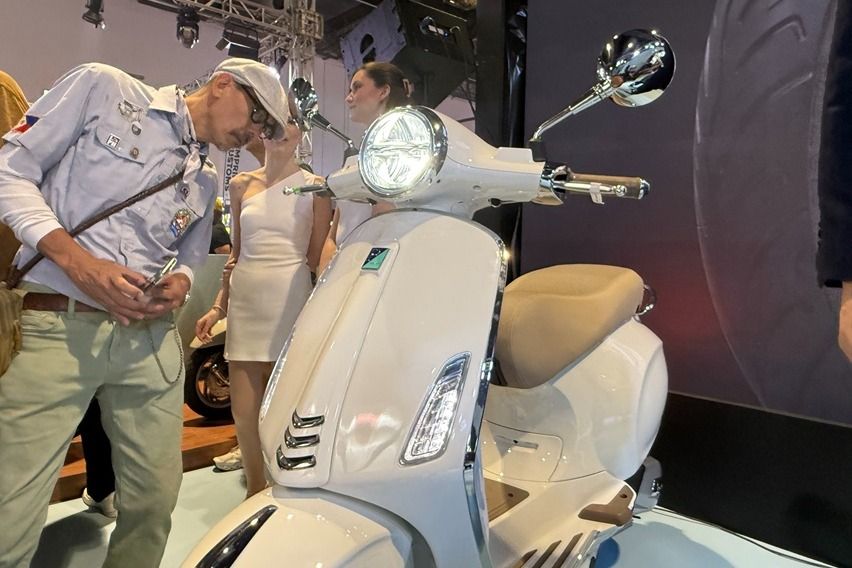 Vespa Primavera 180