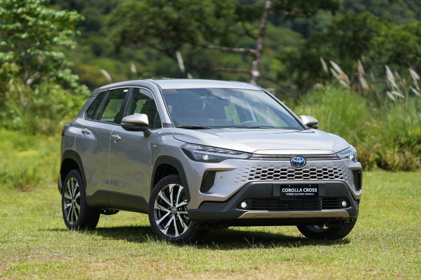 corolla cross hev