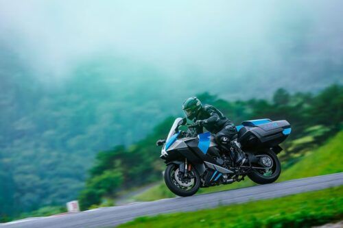 Kawasaki Kembangkan Teknologi Hidrogen Cair untuk Motor