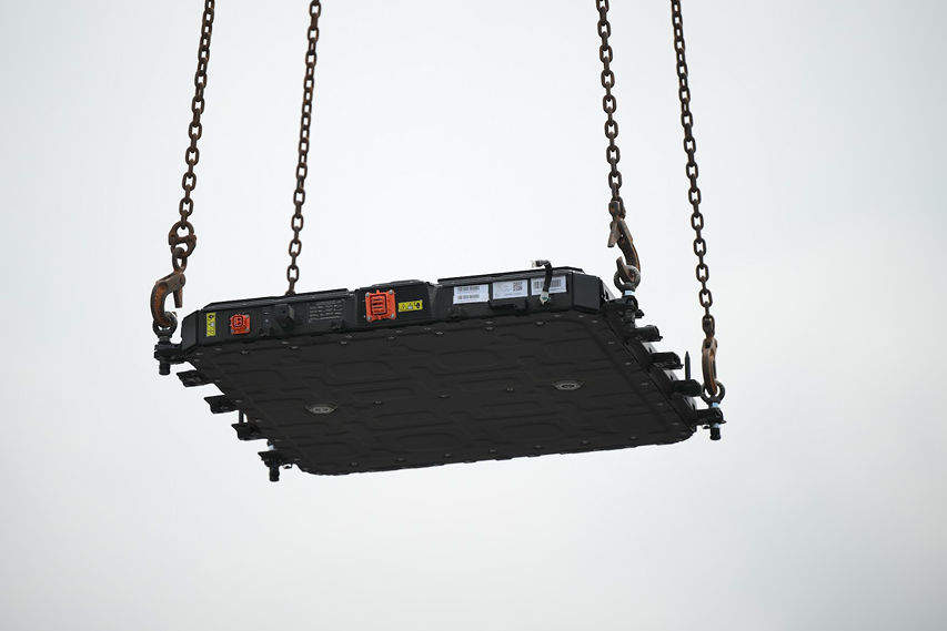 Chery Malaysia PHEV battery test front view