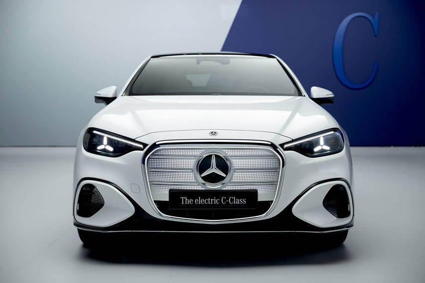 Mercedes-Benz C-Class front view