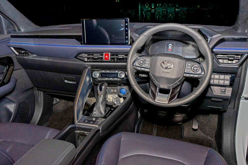 Toyota Yaris Cross interior