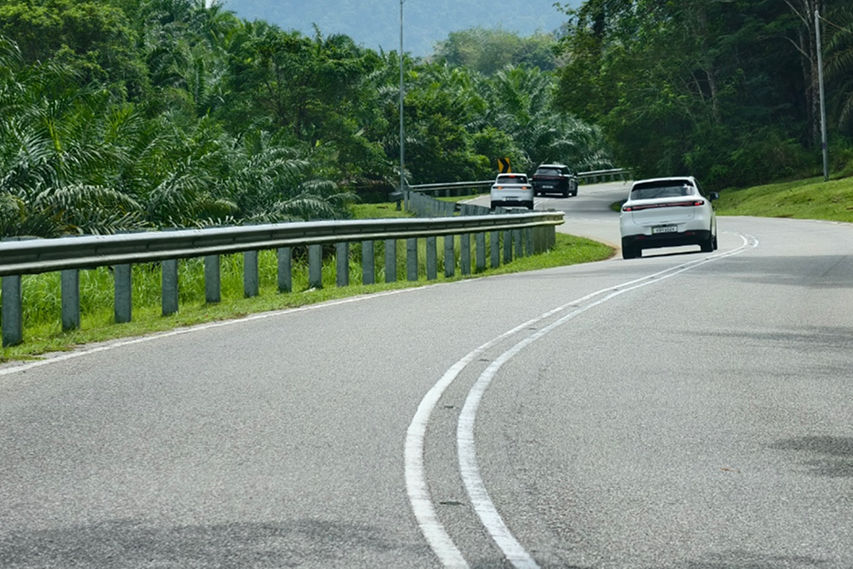 Leapmotor B10 driving impressions Malaysia view