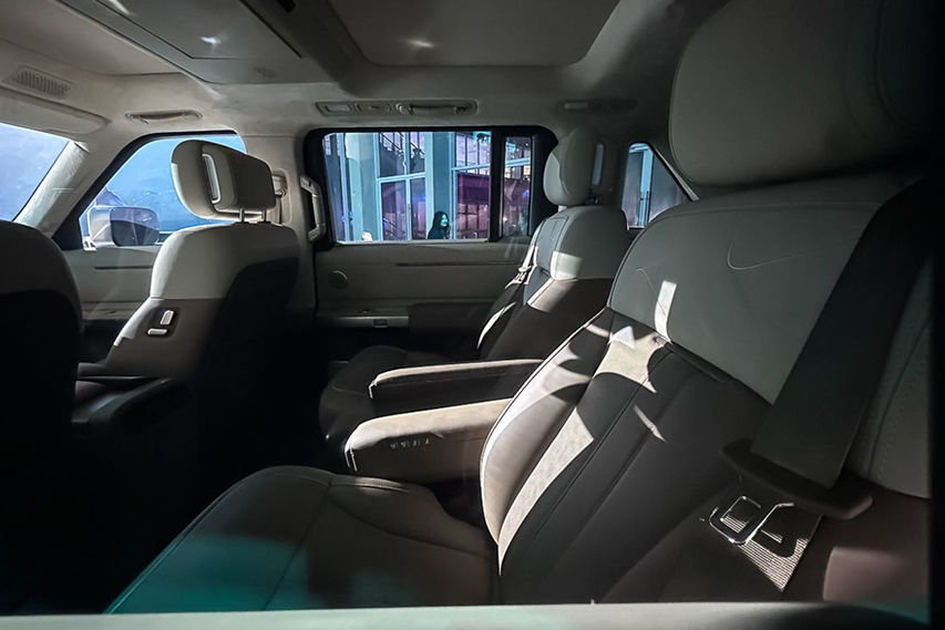 Freelander rear interior view debut
