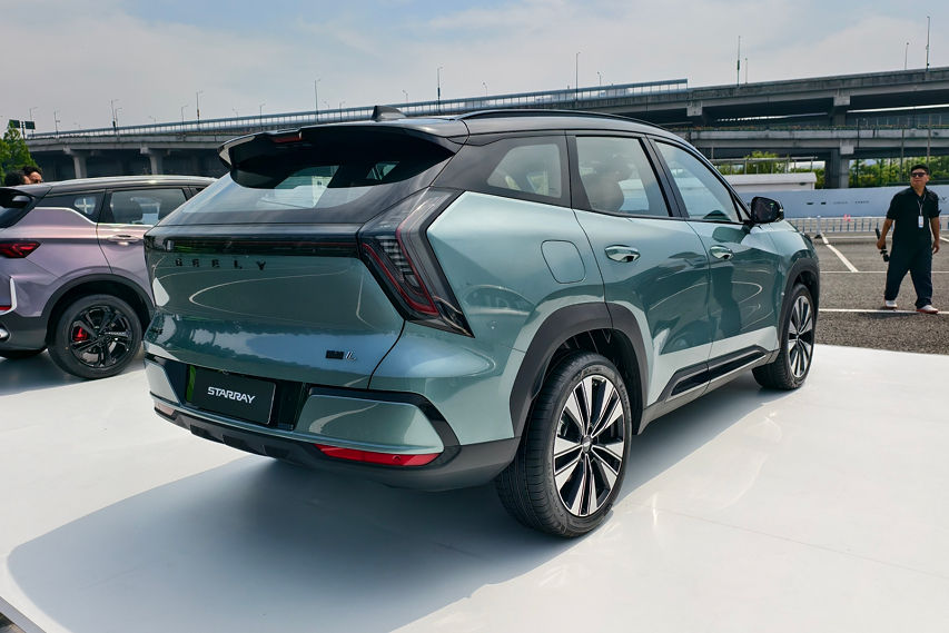 new and future proton x70 rear view