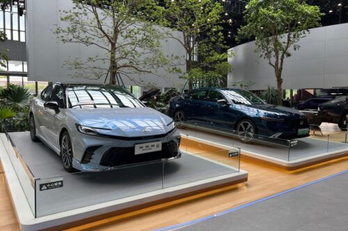 Ini Alasan Camry Hybrid EV dan Accord PHEV Dipajang di Markas GAC Group