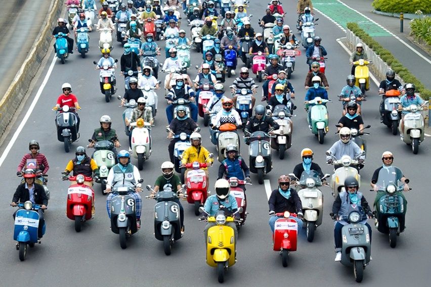 Euforia 80 Tahun Vespa, Komunitas Gen V Satukan Gaya Hidup dan Solidaritas