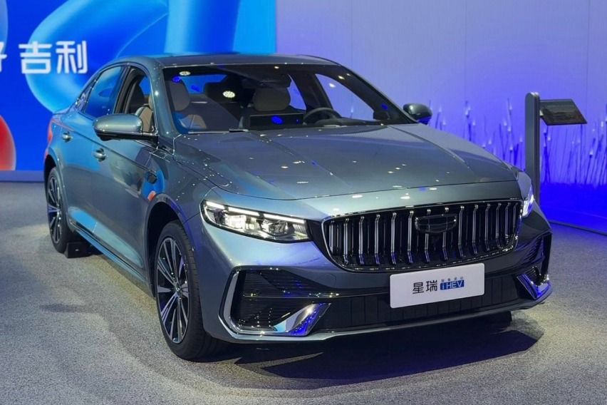 Geely Emgrand i-HEV