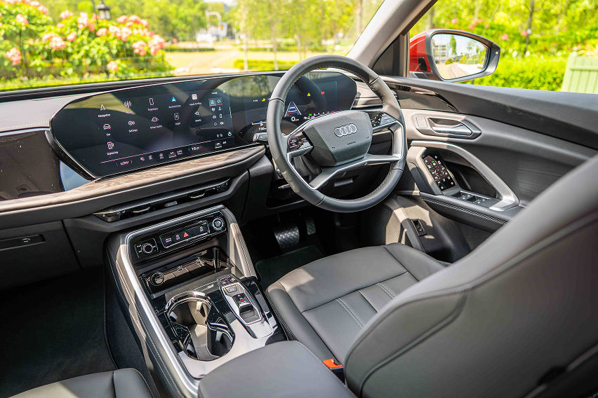 2026 Audi Q5 interior