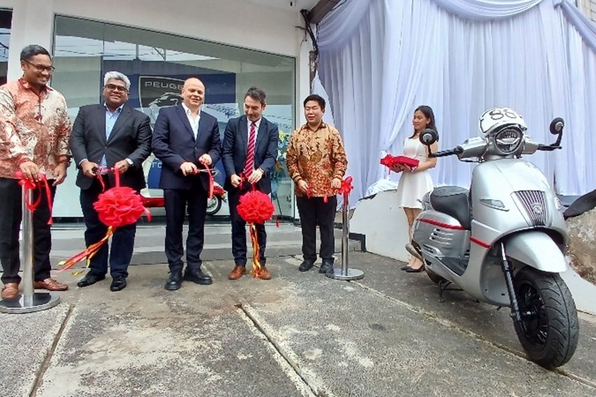 Peugeot Motocycles Buka Dealer 3S dan Rilis Django Caf&eacute; Racer