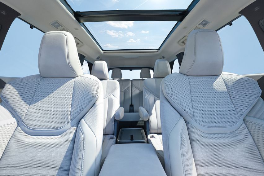 TZ_Interior03_W1920px_H1080px