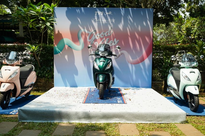 Exterior TVS Callisto 125 emerald green