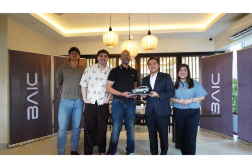 BAIC PH signs Paras family as endorsers 