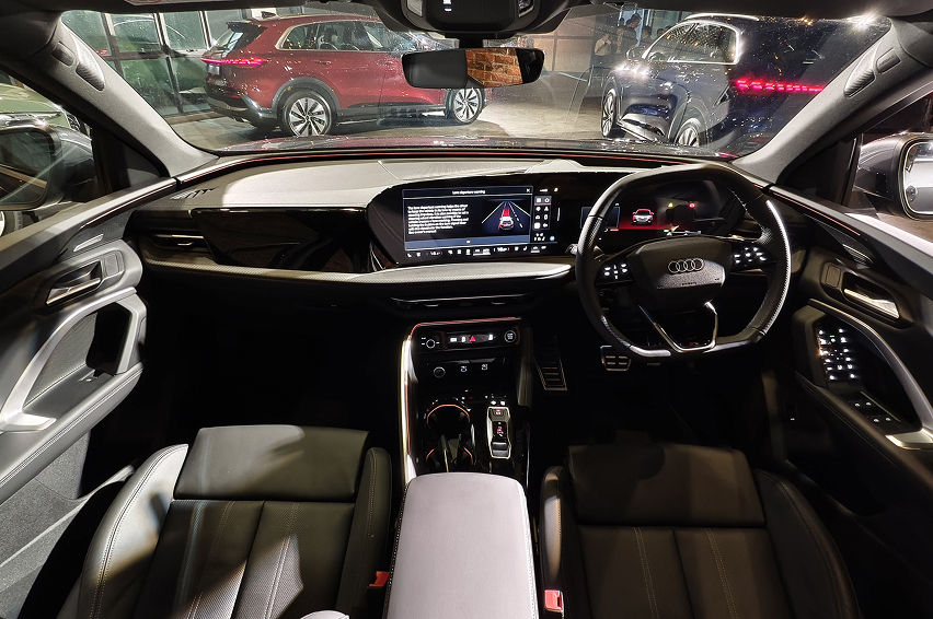 Audi Q5 interior