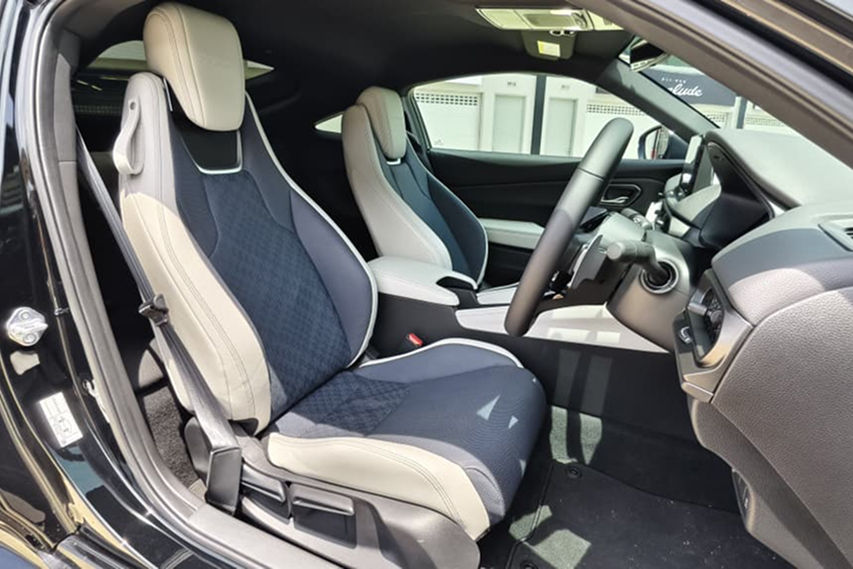 Honda Prelude seats Malaysia