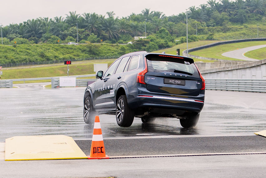 Volvo XC90 Selamat Driving Experience Malaysia