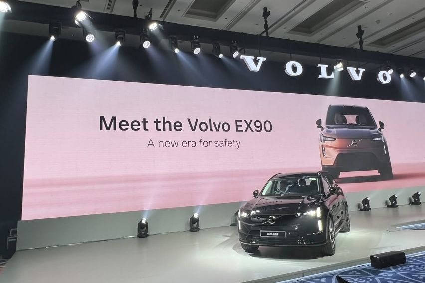Volvo EX90 EV di Indonesia exterior