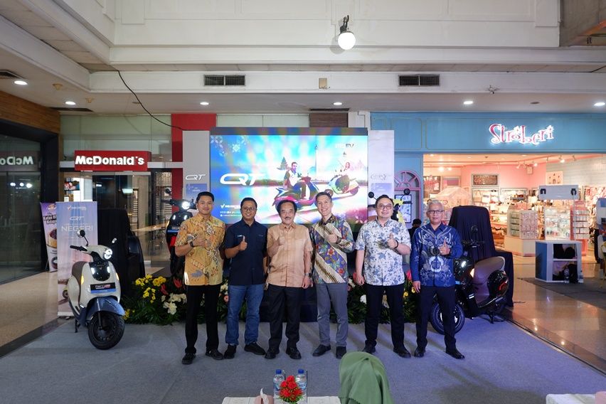 Indomobil eMotor QT dan QT Pro Sambangi Semarang