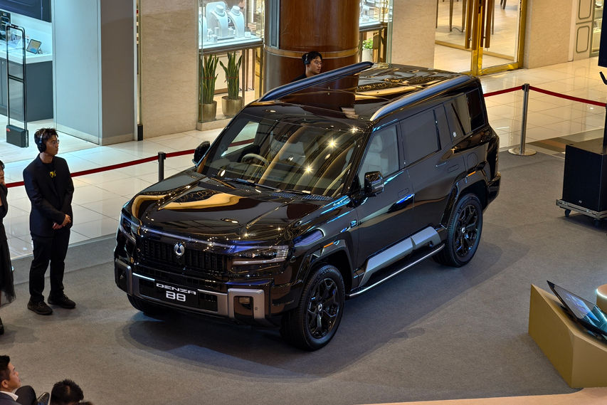 Denza B8 front view launch Malaysia