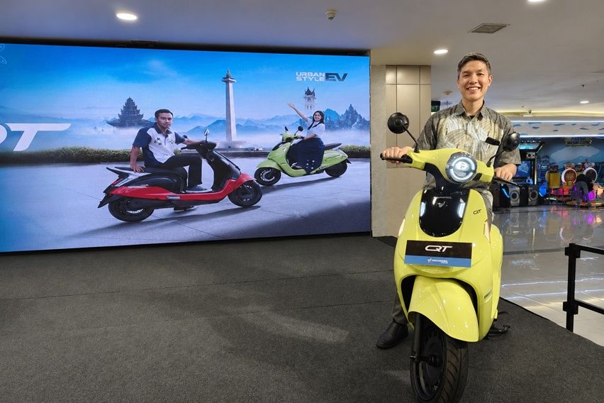 Indomobil eMotor Kenalkan QT di Surabaya