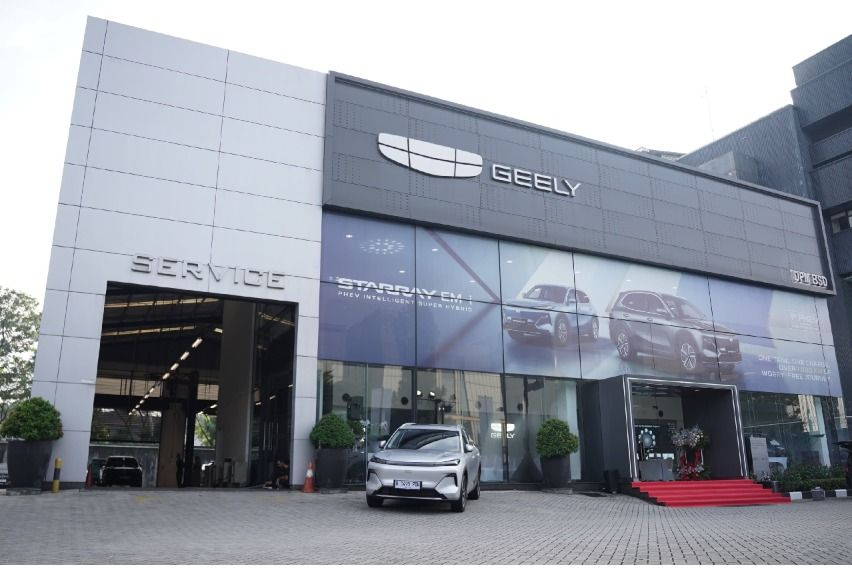Geely Resmikan Dua Diler Baru di Jabodetabek untuk Perkuat Jaringan Layanan 3S
