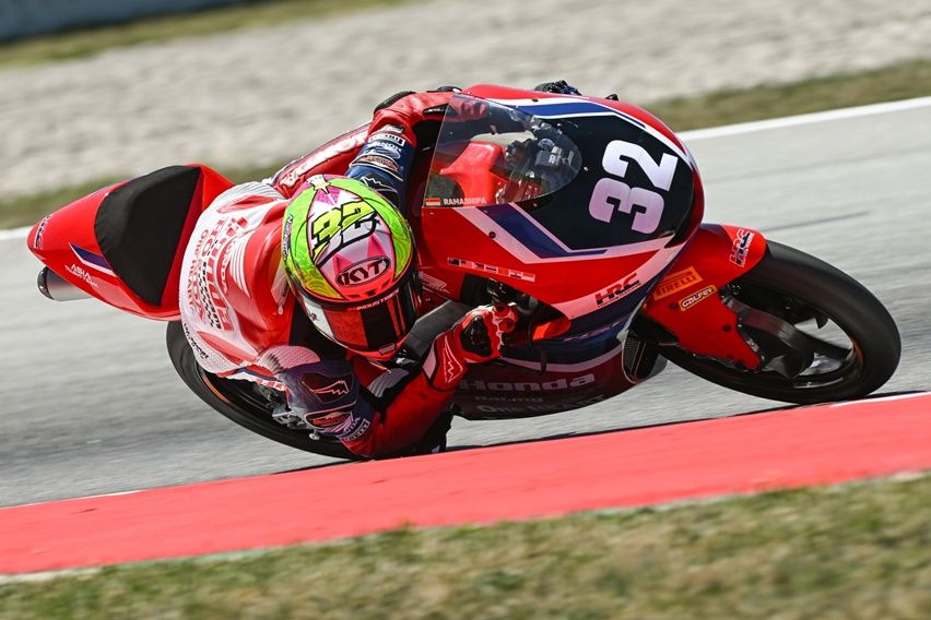 Muhammad Kiandra Ramadhipa - Honda Asia-Dream Racing Junior Team di Circuit de Barcelona-Catalunya, Spanyol - Moto3