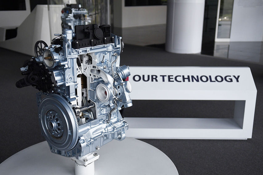 Proton donates 8 engine units to TVET institutions