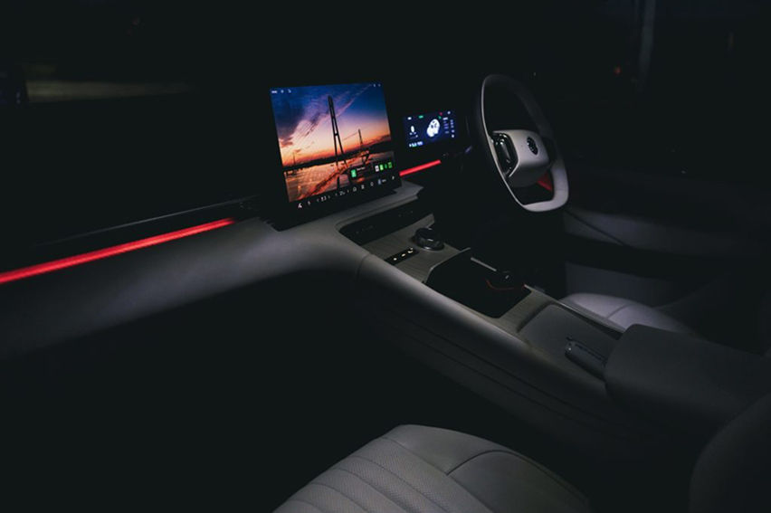 Proton localised connected mobility platform