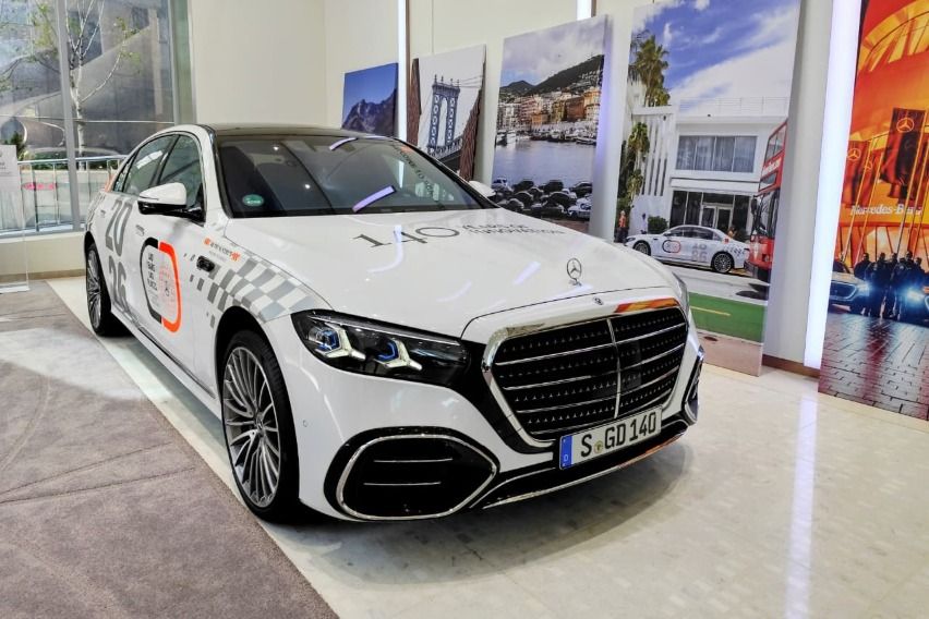 Mercedes S-Class 140 Years 140 Places