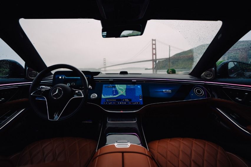 Mercedes S-Class 140 Years 140 Places