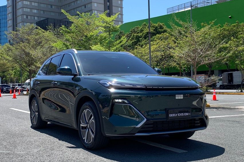Check out the 6 colors of the Geely EX5 EM-i