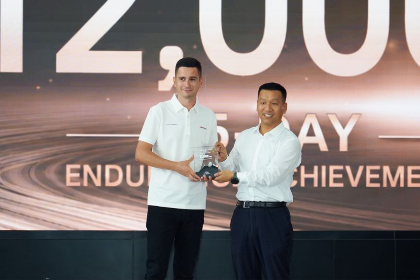 Chery Tiggo 9 CSH completes epic 12k journey from Europe to China